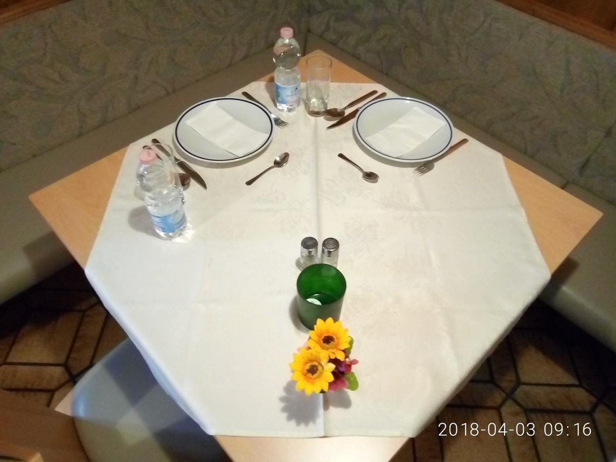 ホテルGasthof Mondschein メラーノ エクステリア 写真